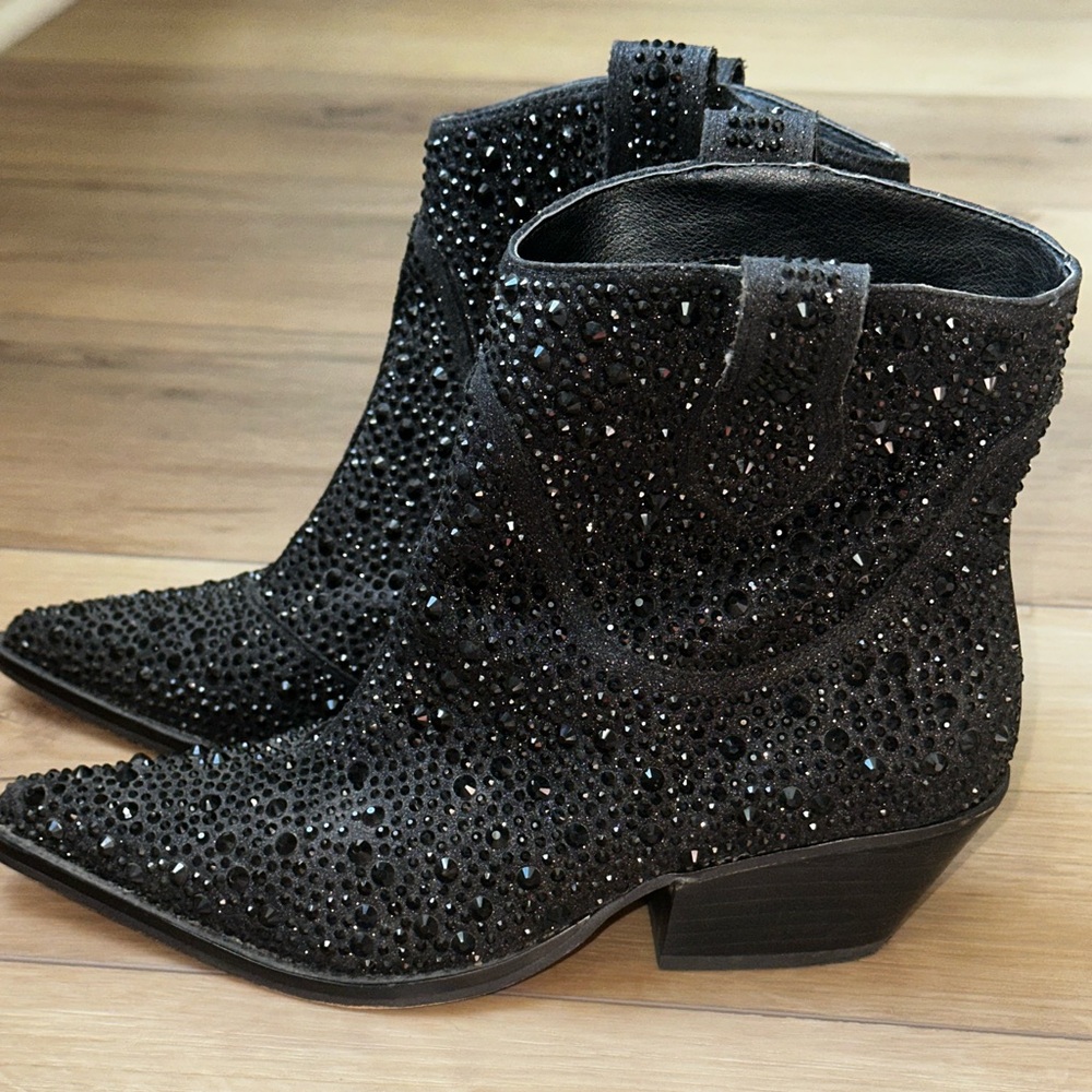 Jessica Simpson black rhinestone booties size 6